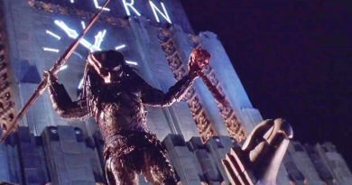 The Predator hunting human for sports in the crime-infested Los Angeles in "Predator 2" (1990)