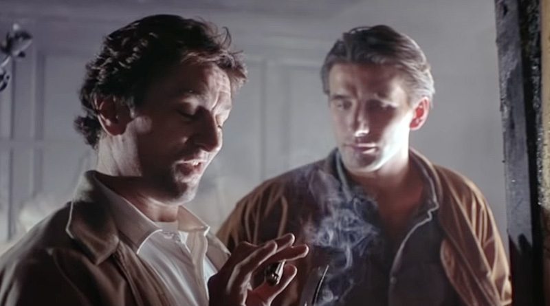 Robert De Niro and William Baldwin in "Backdraft" (1991)