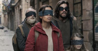 A scene from Netflix's "Bird Box Barcelona" (2023)