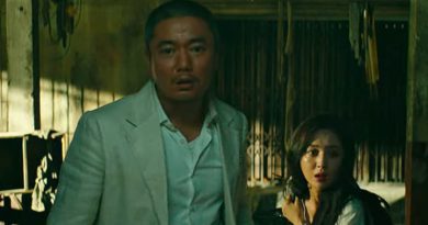 Xiao Yang and Tong Liya in "Octopus With Broken Arms" (2024)